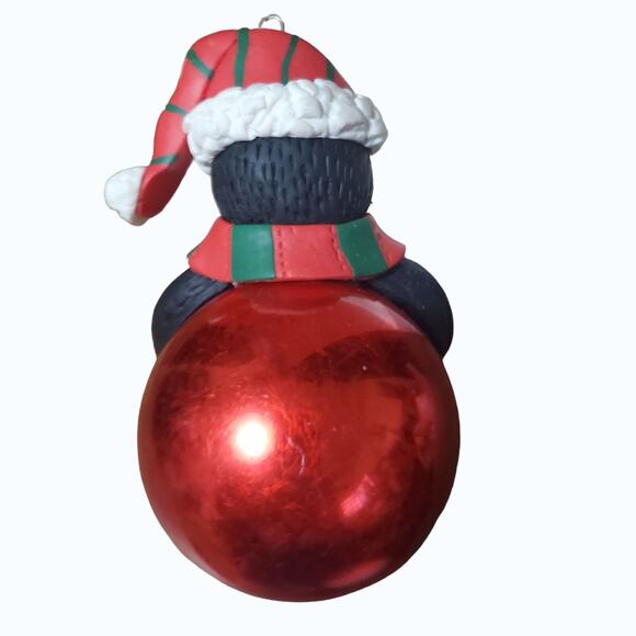 1997 Dayton Hudson Corporation Penguin Ornament 6" Tall Collectible - Picture 7 of 7